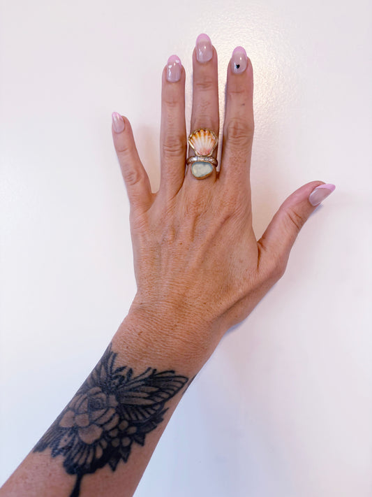 Sunrise Shell + Sea Glass Size 7.25