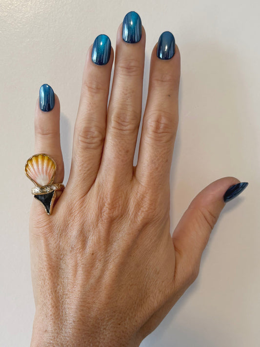 Sunrise Shell + Shark Tooth Floral Size 6