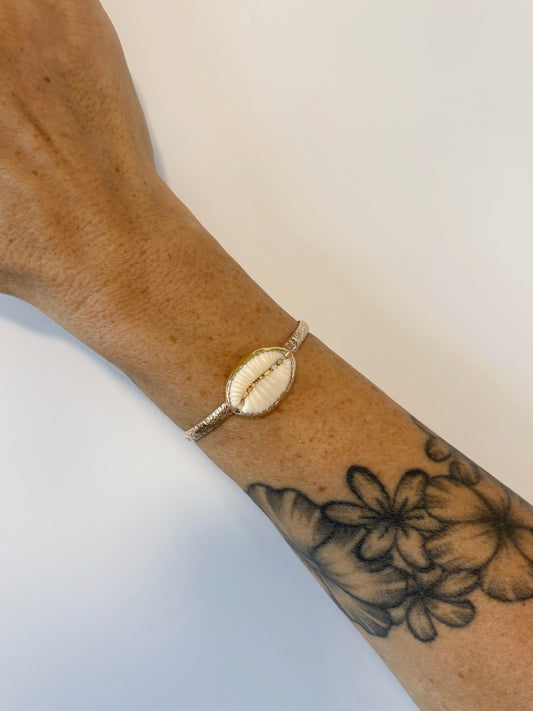 Granulated Cowrie Floral cuff