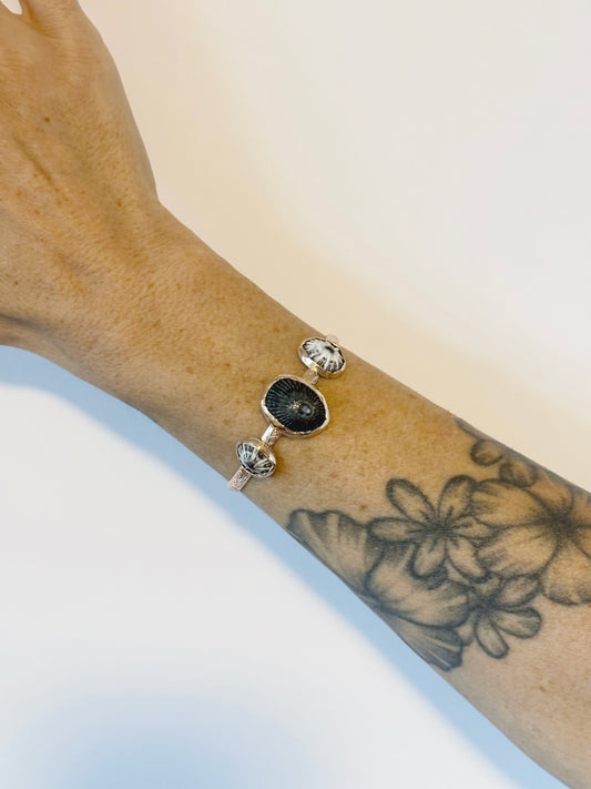 Opihi Crown Floral cuff